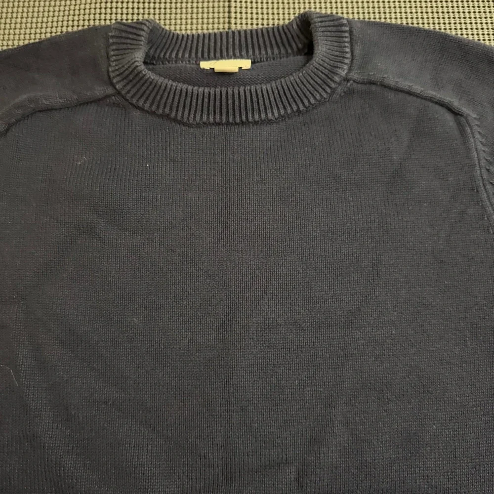 J. Crew Mens Navy Blue Knit Crewneck Sweater Size Medium Classic Ribbed Trim